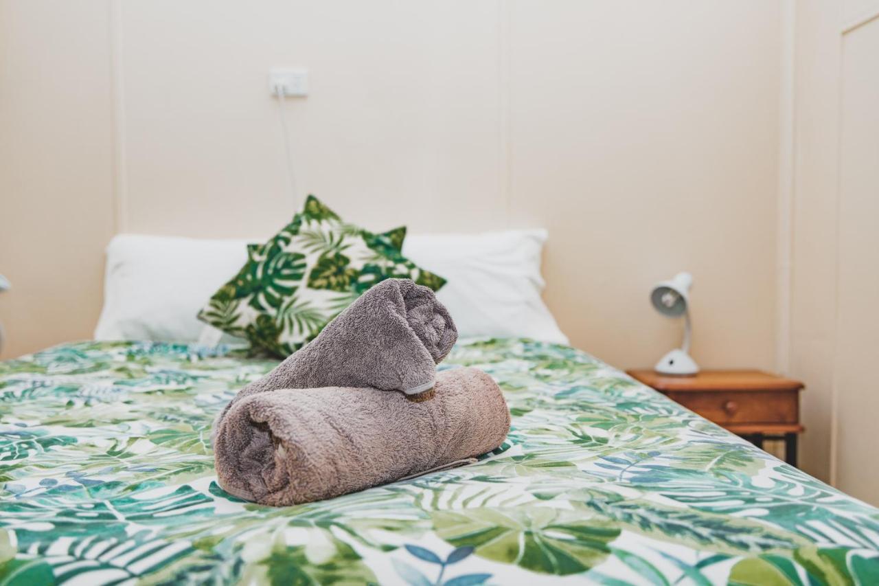Dongara Hotel Motel Eksteriør billede